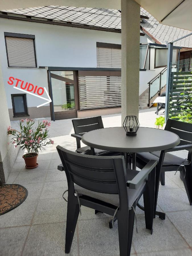 Studio Hisa Spuntar Bovec Exterior foto